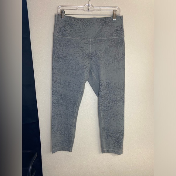 Lululemon Wunder Train High-Rise crop 23” leggings size 12 - Picture 3 of 8